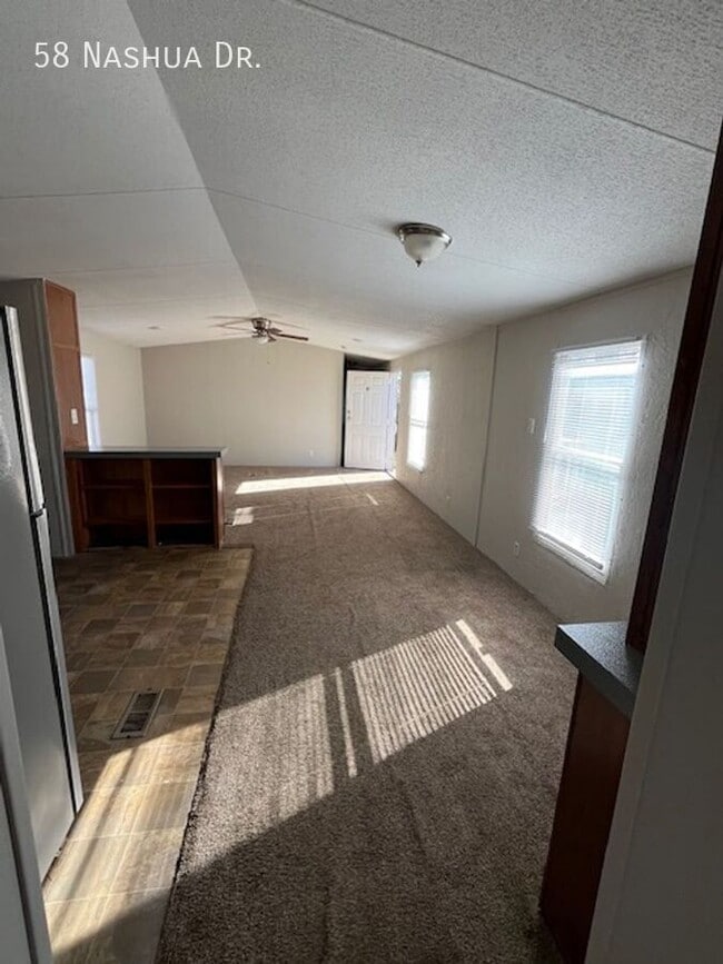 Building Photo - 58 Nashua Dr