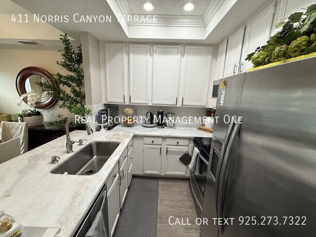Building Photo - 411 Norris Canyon Terrace
