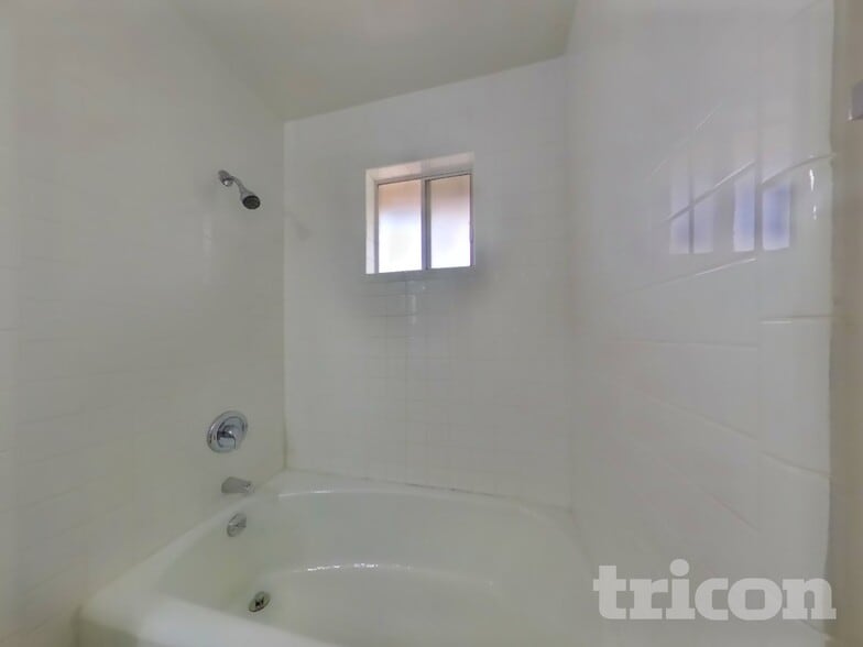 Building Photo - 4207 W Eva St