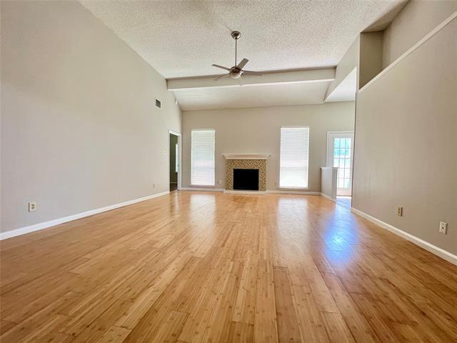 Building Photo - 2735 Wentworth Dr