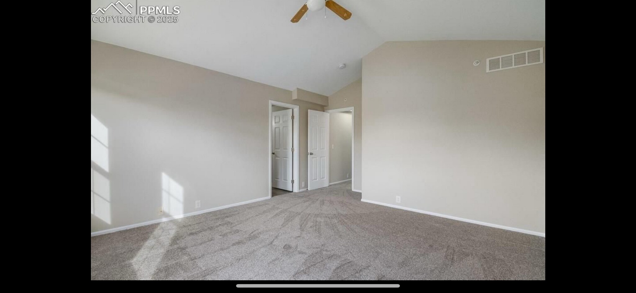Building Photo - 9758 Laredo St