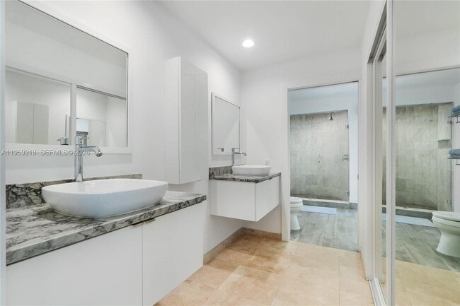 Building Photo - 147 Golden Beach Dr