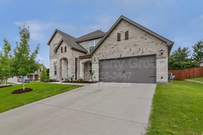 Building Photo - 1837 Whispering Pnes Dr