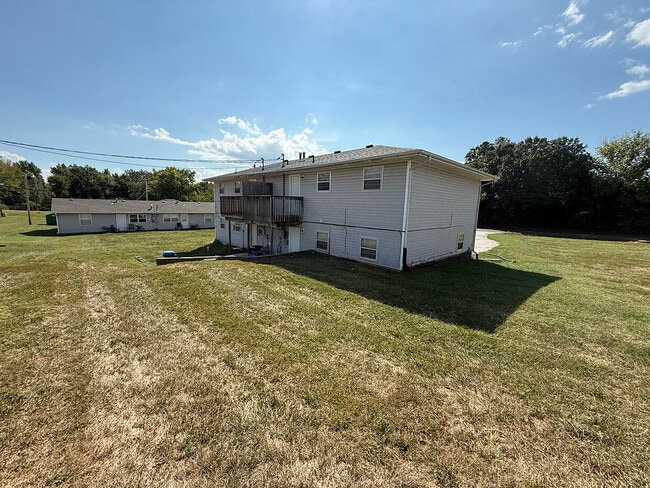 Building Photo - 7308 N Wade School Rd