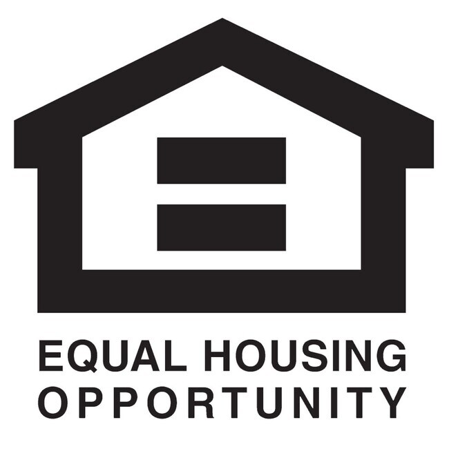 Building Photo - National/Guernsey Duplex