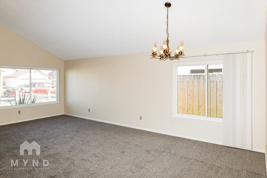 Building Photo - 2625 Wardlow Ave