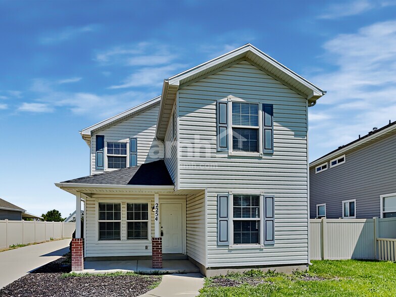 Primary Photo - 2254 Orchard Way
