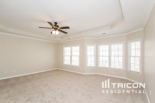 Building Photo - 3530 Renaissance Cir