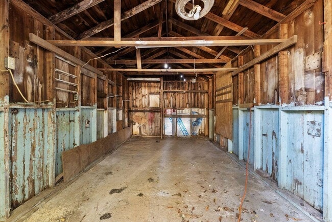 Building Photo - 154 Northwood Dr