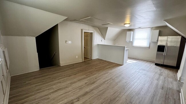 Building Photo - 1001 Edgar St