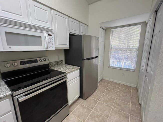 Building Photo - 4941 SW 91st Terrace