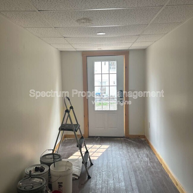Building Photo - 107 Thomas McClellan Rd