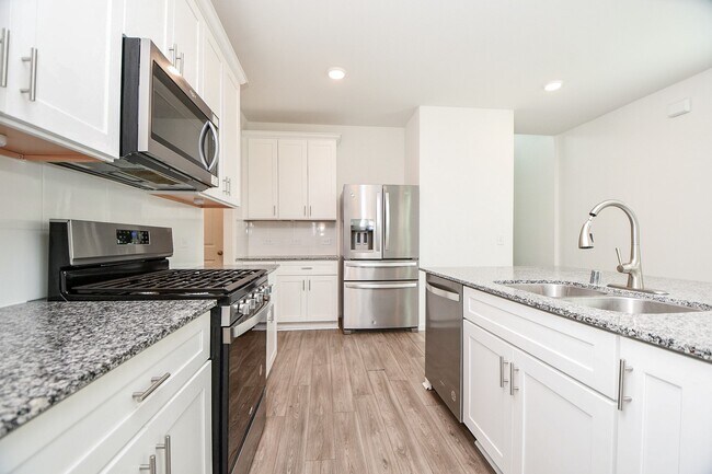 Building Photo - 21158 Coral Blossom Ln