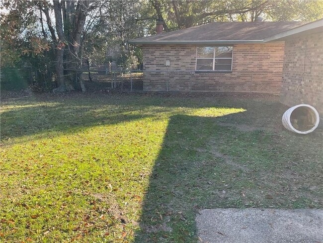 Building Photo - 11826 Jolson Dr