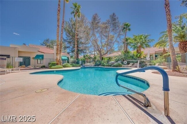 Building Photo - 2723 Seabridge Dr