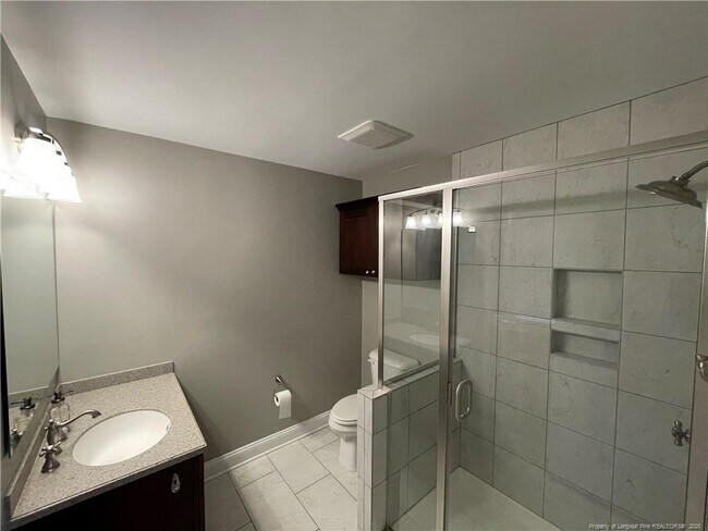 Building Photo - 445 Mcphee Dr