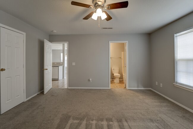 Building Photo - 344 Grant Springs Dr