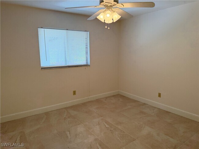 Building Photo - 5789 Gage Ln