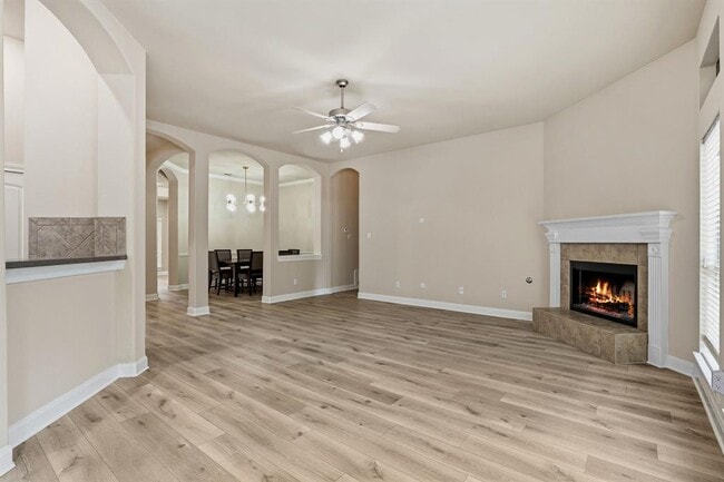 Building Photo - 7436 Bonniebrook Dr