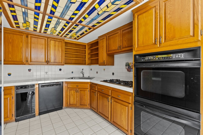 Building Photo - 32126 Canyon Ridge Dr