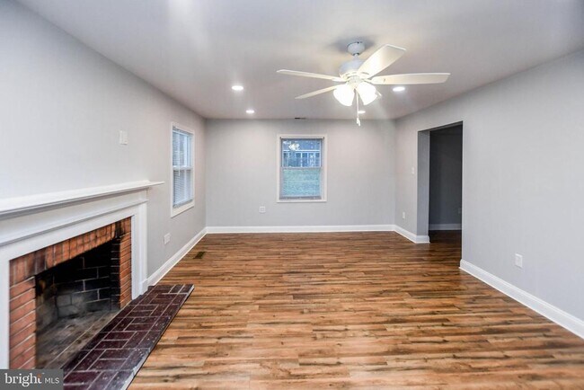 Building Photo - 1303 Port Echo Ln