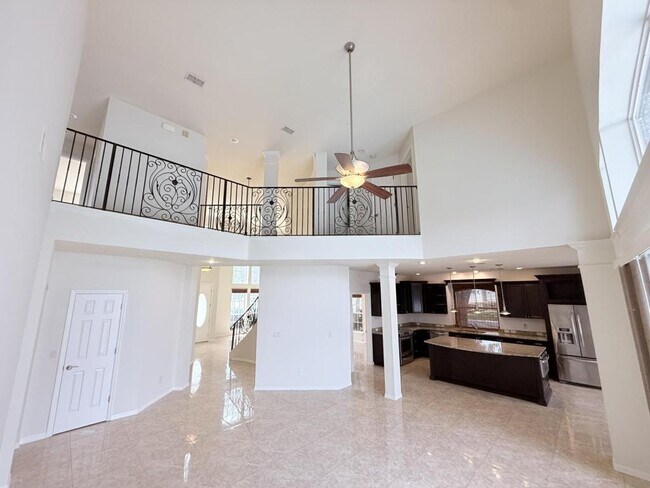 Building Photo - 8055 Glitter Ct