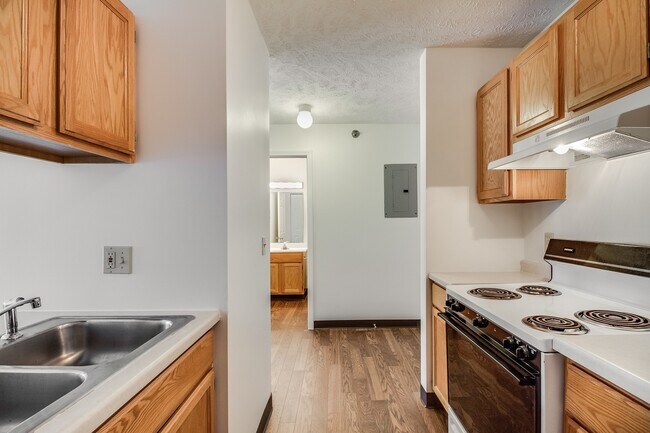 Interior Photo - Pleasant View