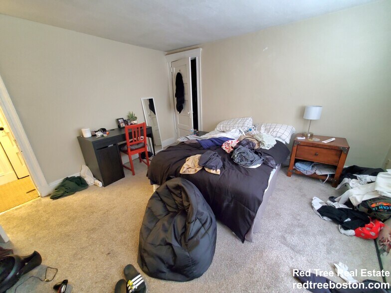 Building Photo - 217 Boston Ave