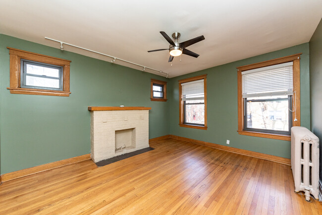 Building Photo - 4255 N Campbell Ave