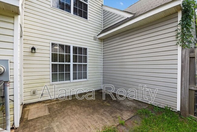 Building Photo - 4556 Panther Pl