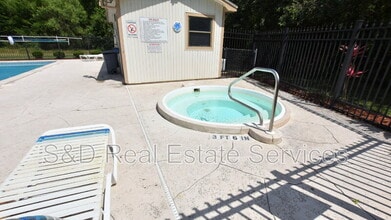 Building Photo - 6079 Topher Trl