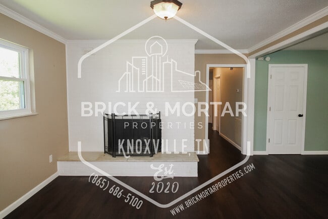 Building Photo - 3201 Brooks Ave