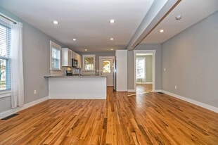 Building Photo - 503 Winchester Ave