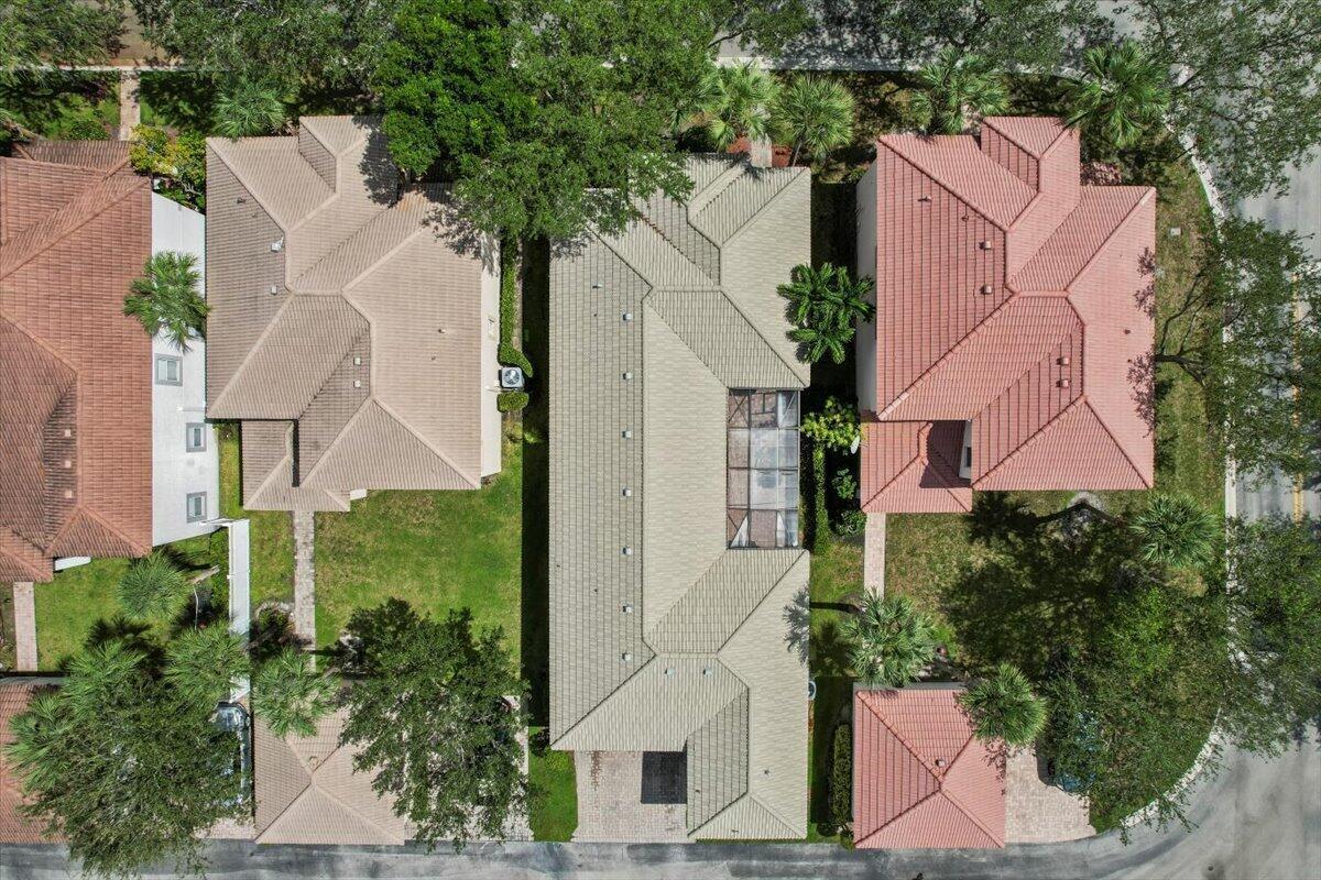 Building Photo - 8203 Calterra Dr