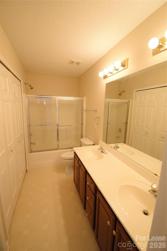 Building Photo - 1814 Birch Heights Ct