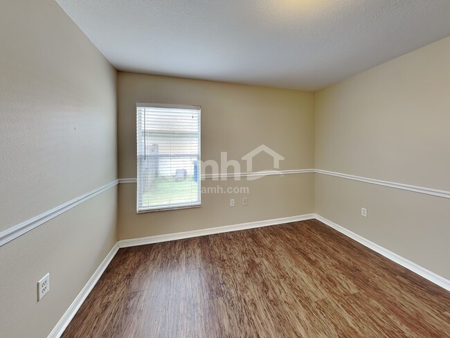 Building Photo - 4905 70th St E