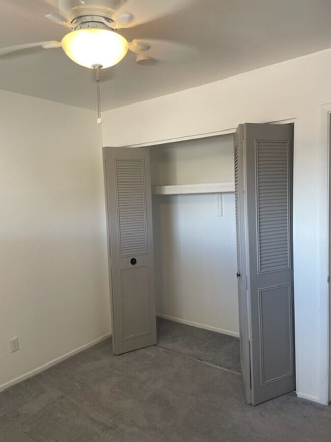 Building Photo - Charming 3 Bedroom Home | Oversized Backyard on Corner Lot