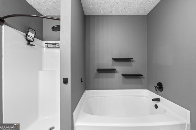 Building Photo - 47 Matthews St