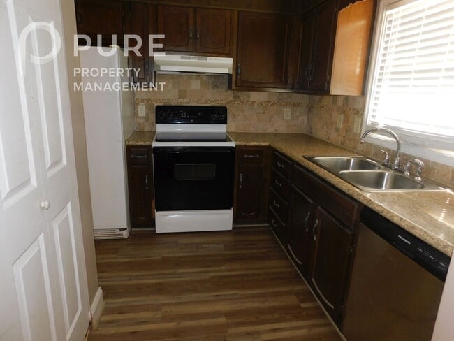 Building Photo - 755 Cahaba Manor Trl