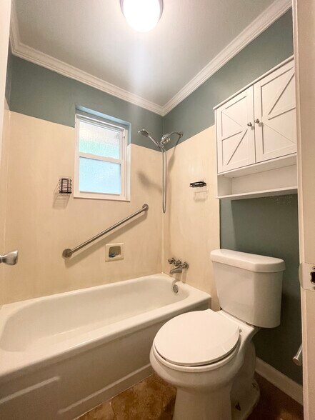 Building Photo - 16602 Morel Ave