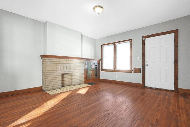 Building Photo - 1521-1523 Republic Ave