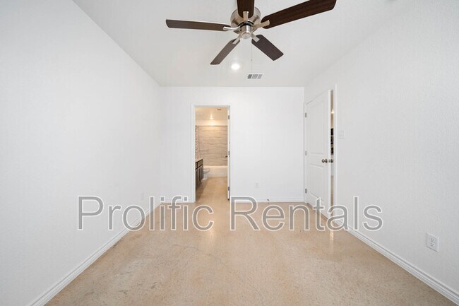 Building Photo - 1254 Lehmann Dr