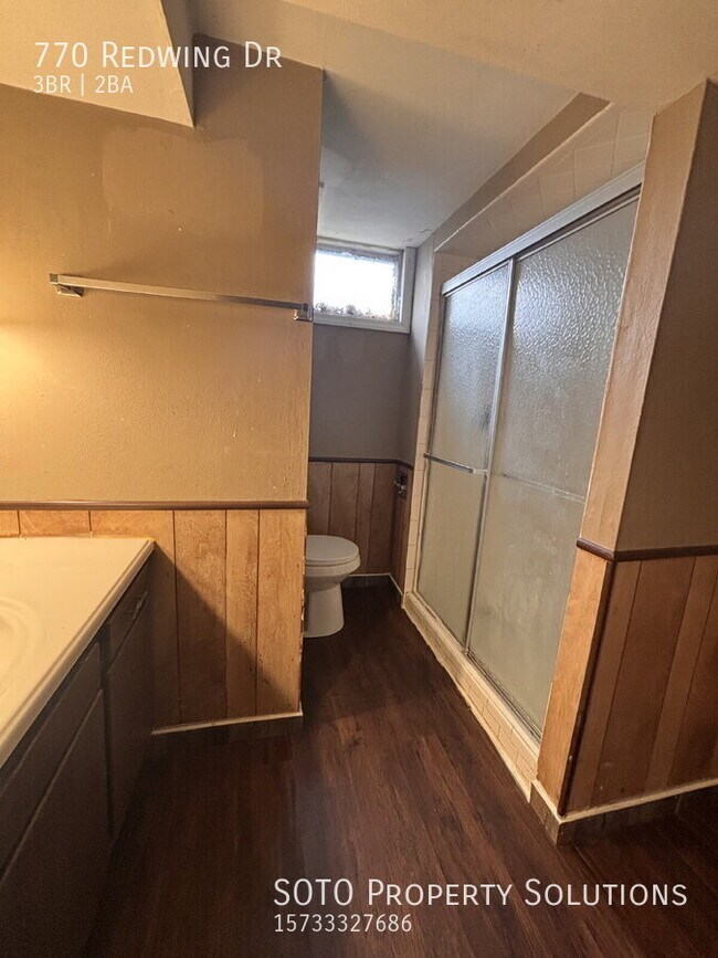 Building Photo - 770 Redwing Dr