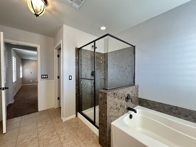 Building Photo - 11161 Sweetstem Ct