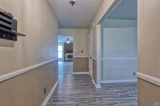 Building Photo - Coming Soon!! Beautiful Home in the heart of Madison!!