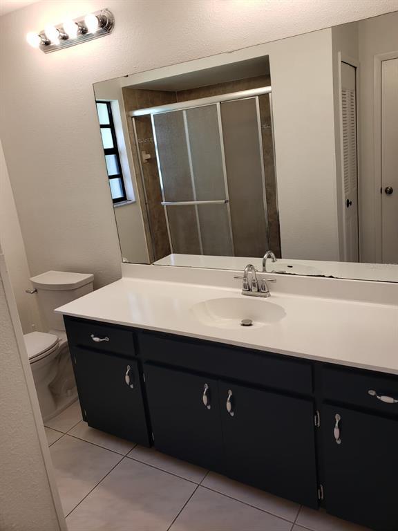 Building Photo - 7910 Glen Abbey Cir