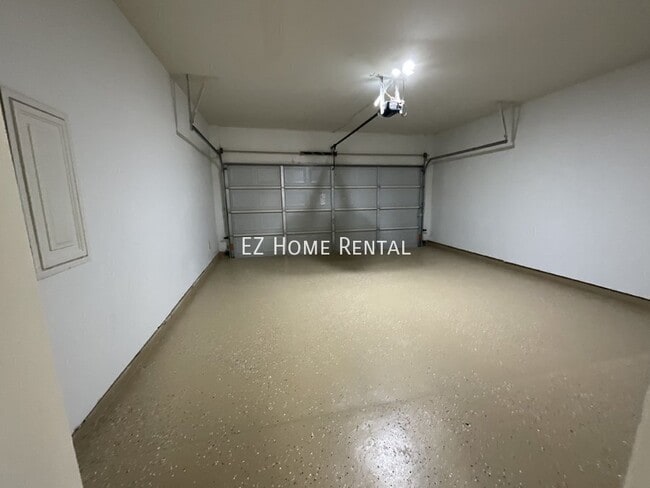 Building Photo - 2939 Hackamore Hollow Ln