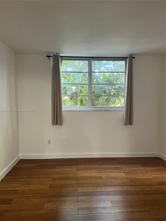 Building Photo - 680 NE 64th St