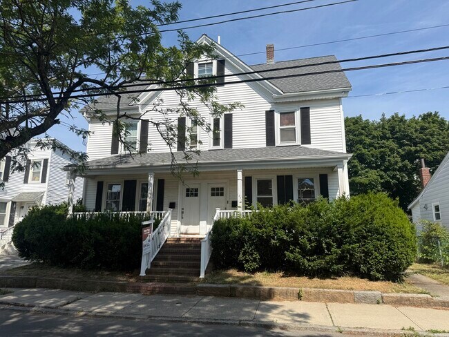 Building Photo - 187 Liberty St