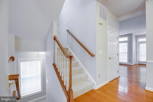 Building Photo - 12691 Heron Ridge Dr